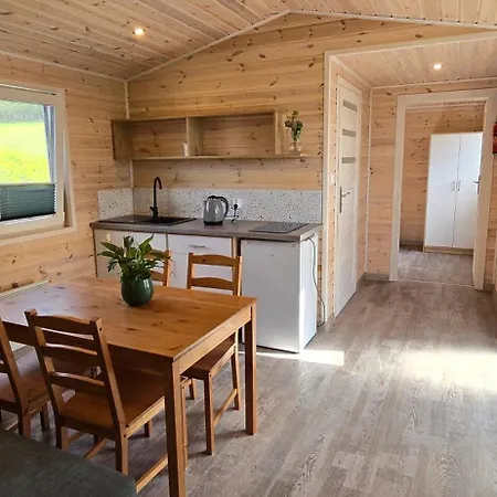 Letniskowy Nad Jeziorem W Ow Bachus Do 6 Osob 別荘 フミエルノ