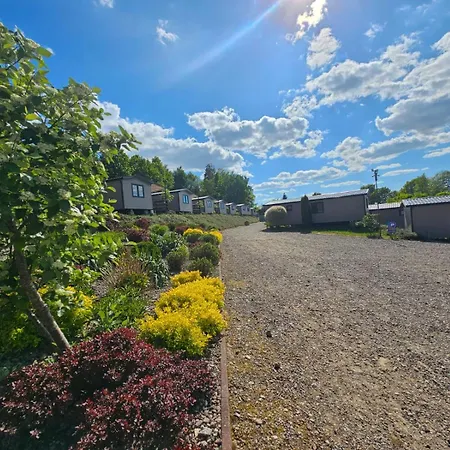 別荘 Letniskowy Nad Jeziorem W Ow Bachus Do 6 Osob