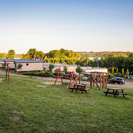 別荘 Letniskowy Nad Jeziorem W Ow Bachus Do 6 Osob *